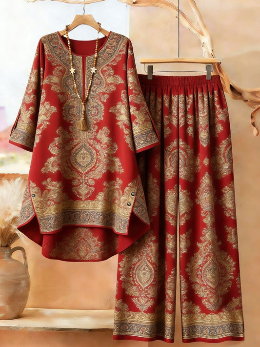 Featuring Persian Floral Print Design, Crew Neck, Dipped Hem, Suitable for Everyday Casual Wear, Comfortable and Stylish