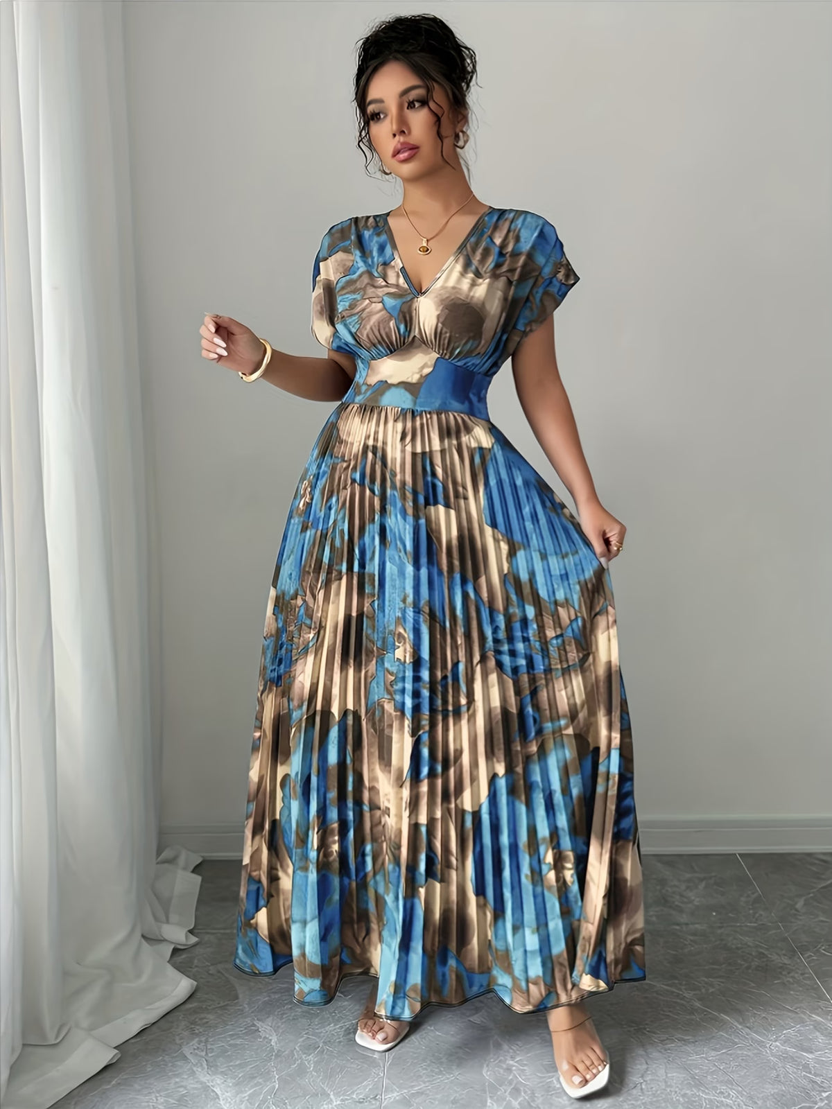 Women’s Floral Printed Pleated Maxi Dress