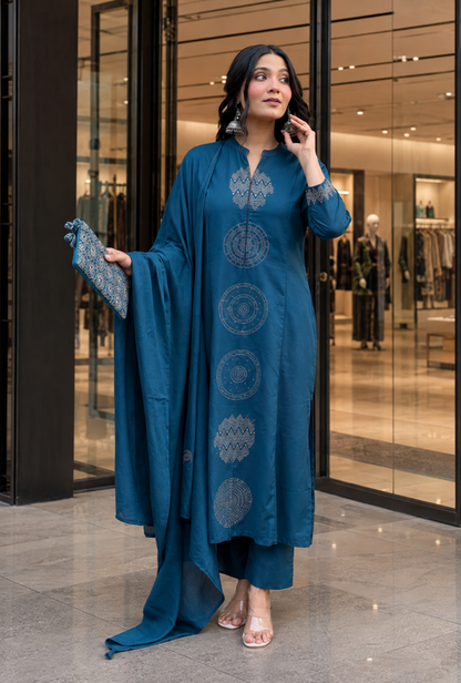 Women’s Premium Printed Kurta Pant & Dupatta Set