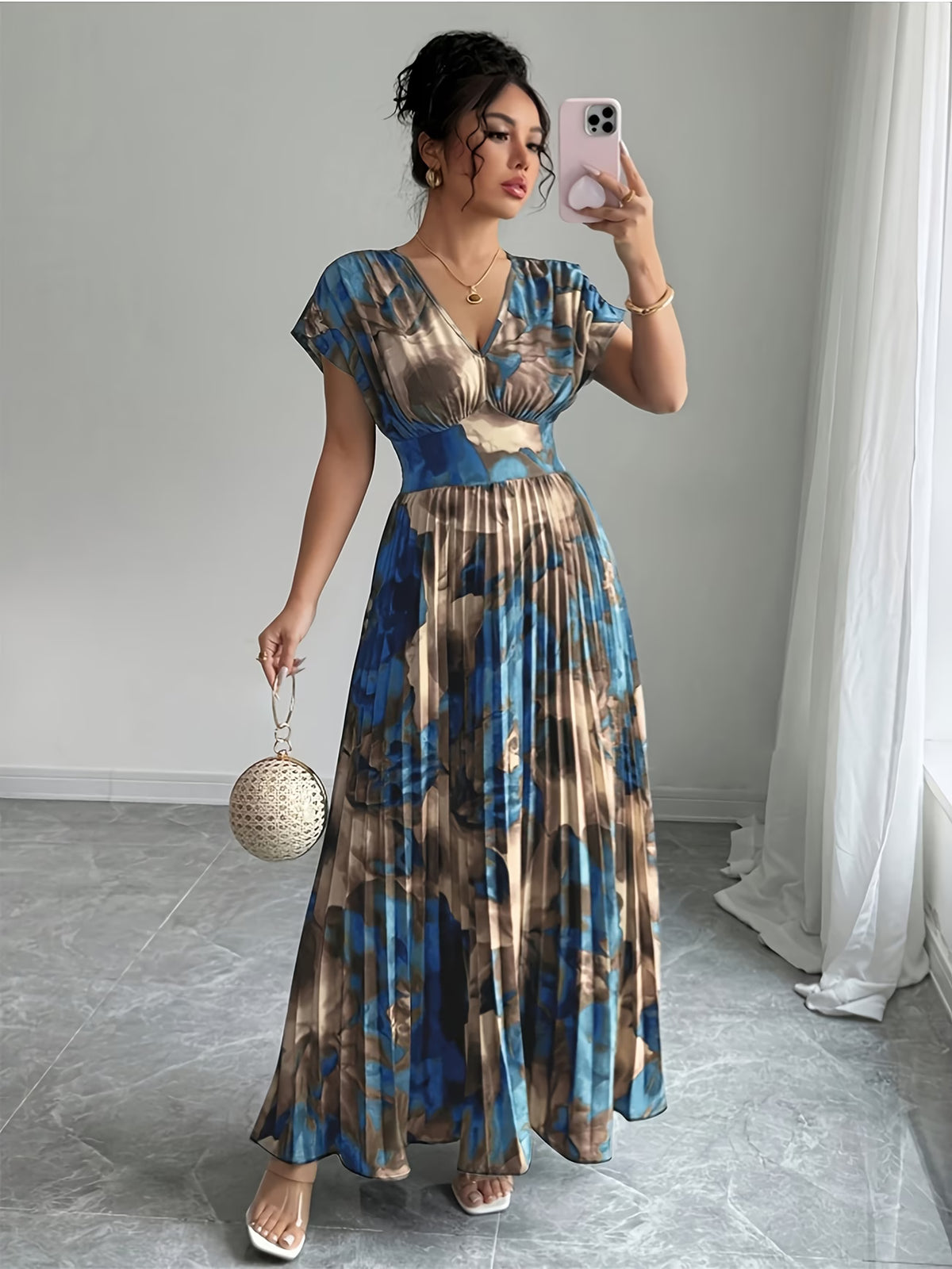 Women’s Floral Printed Pleated Maxi Dress