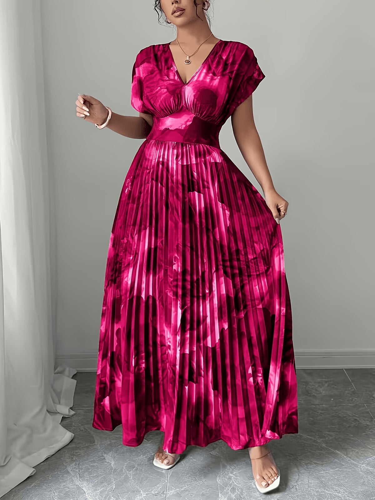 Women’s Floral Printed Pleated Maxi Dress