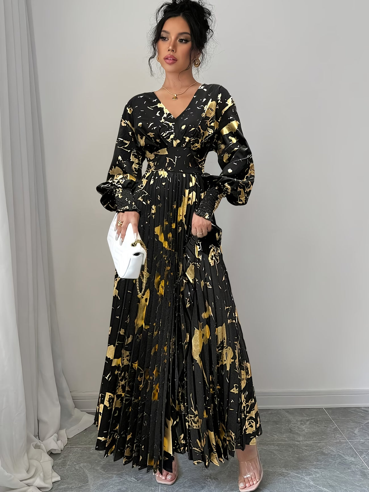 Women’s Floral Printed Pleated Maxi Dress