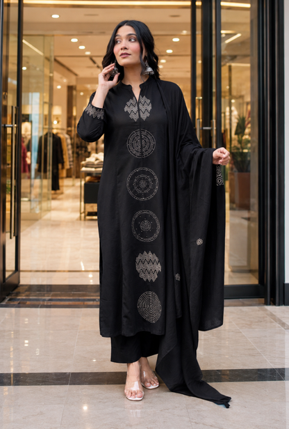 Women’s Premium Printed Kurta Pant & Dupatta Set